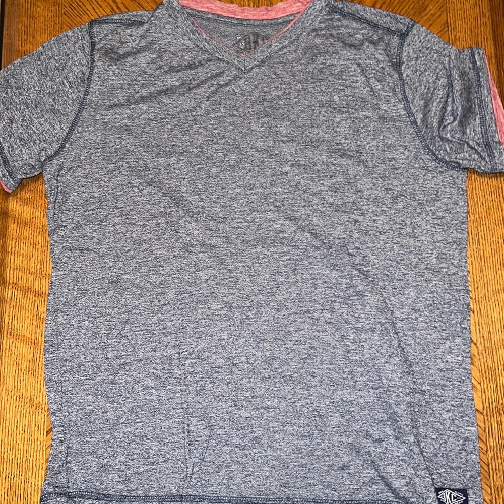 ✅ BKC navy speckled with mauve trim  short sleeve T-shirt XL